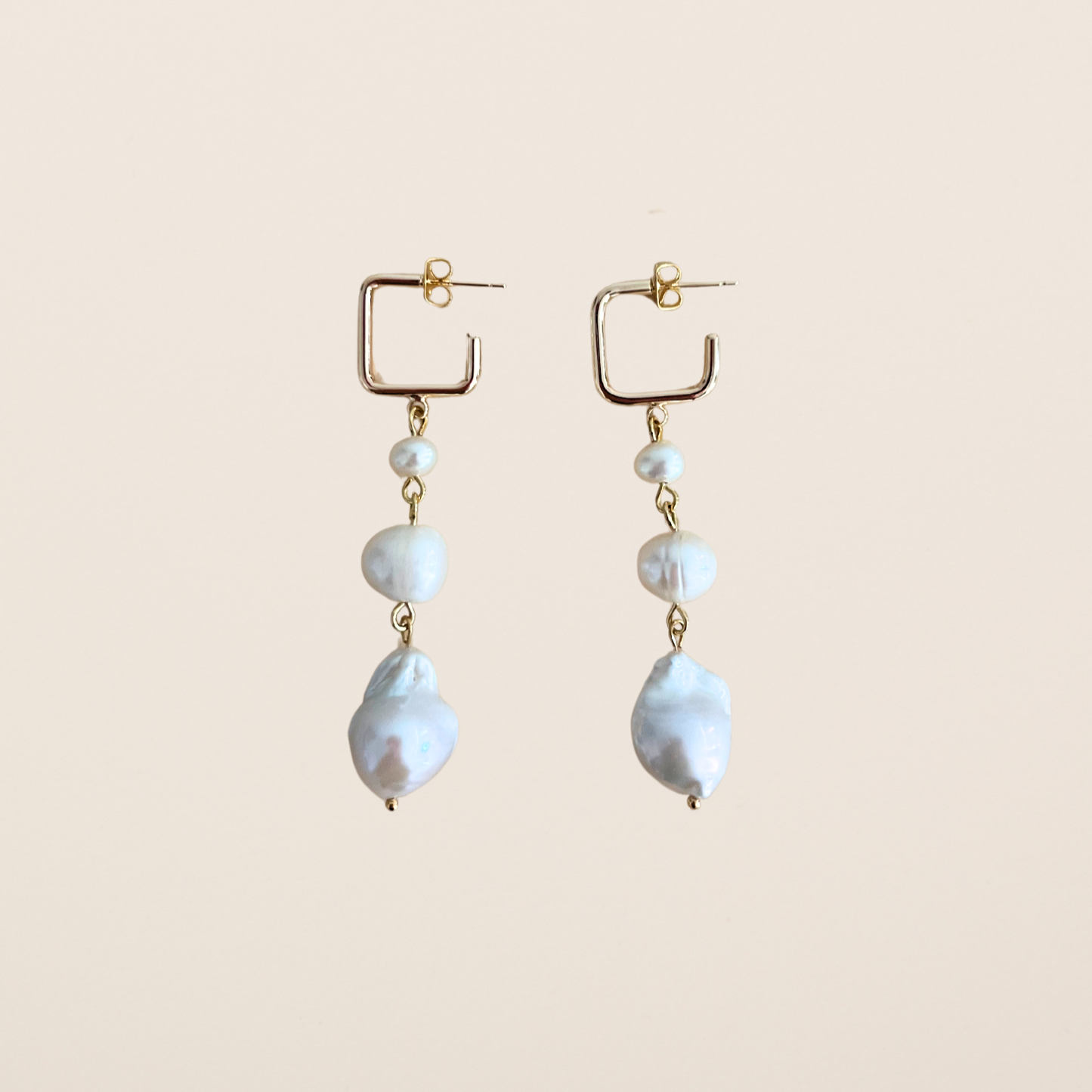 Pearl Mirage Earrings