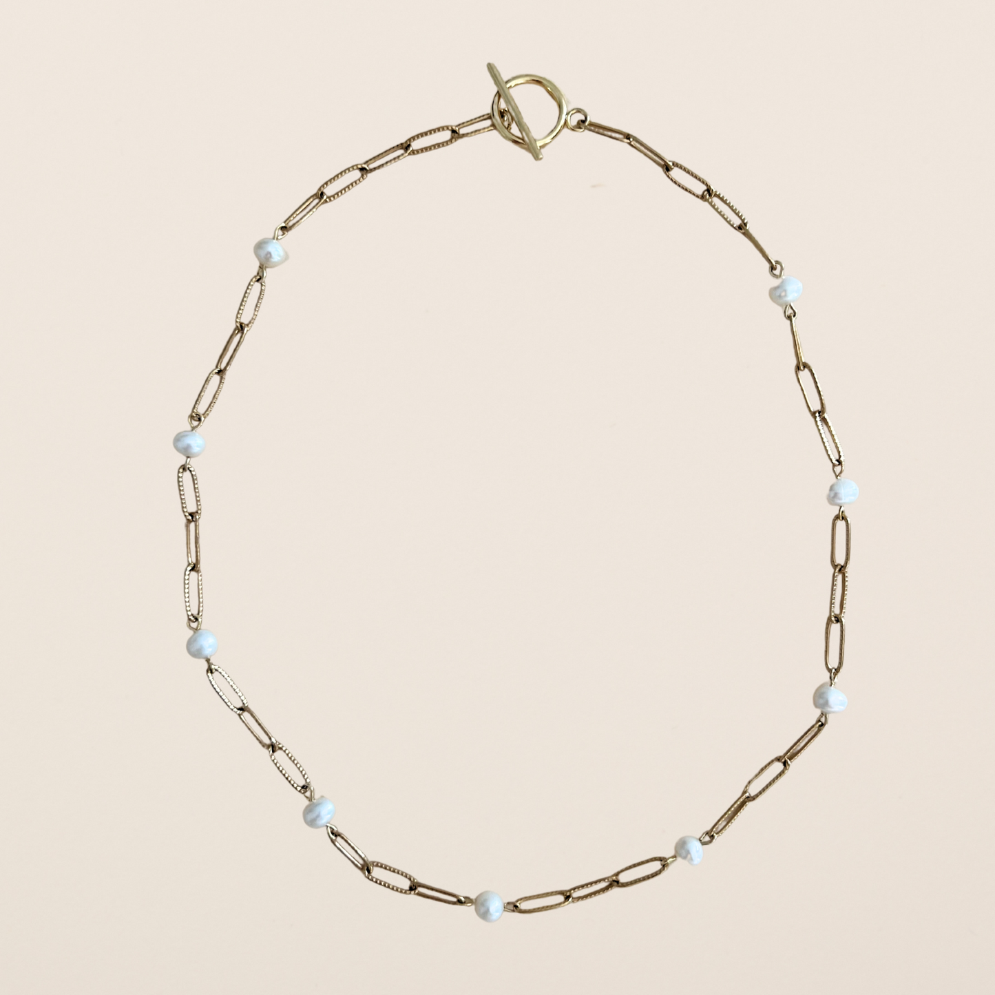 Simply Pearl Necklace