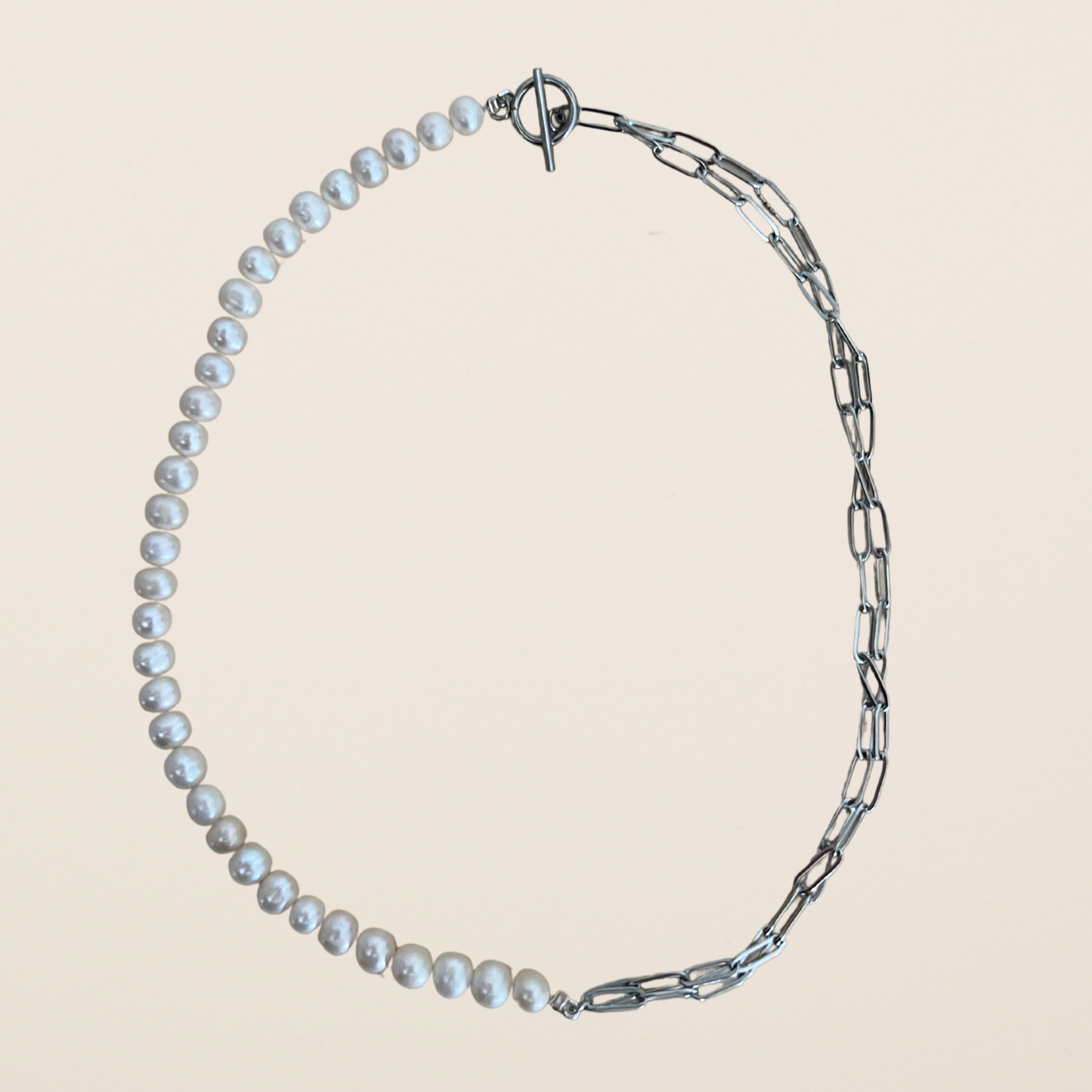 Titan Pearl Necklace